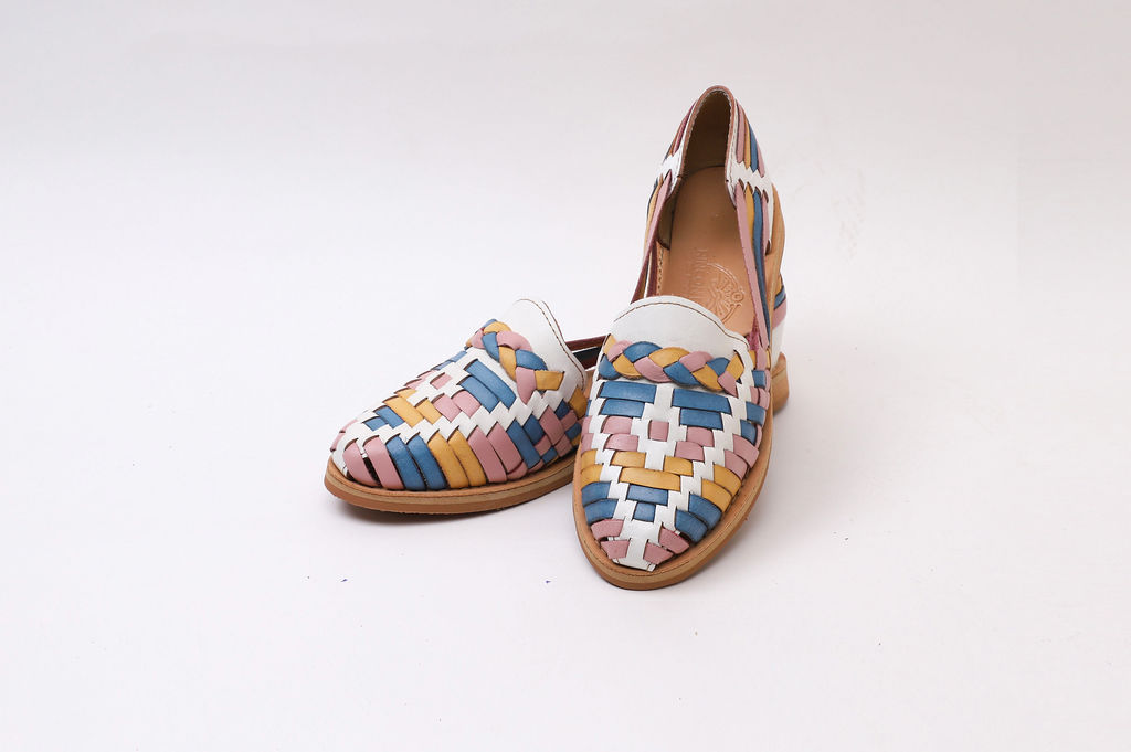 Huarache Rombo, tejido a mano, Blanco y Colores