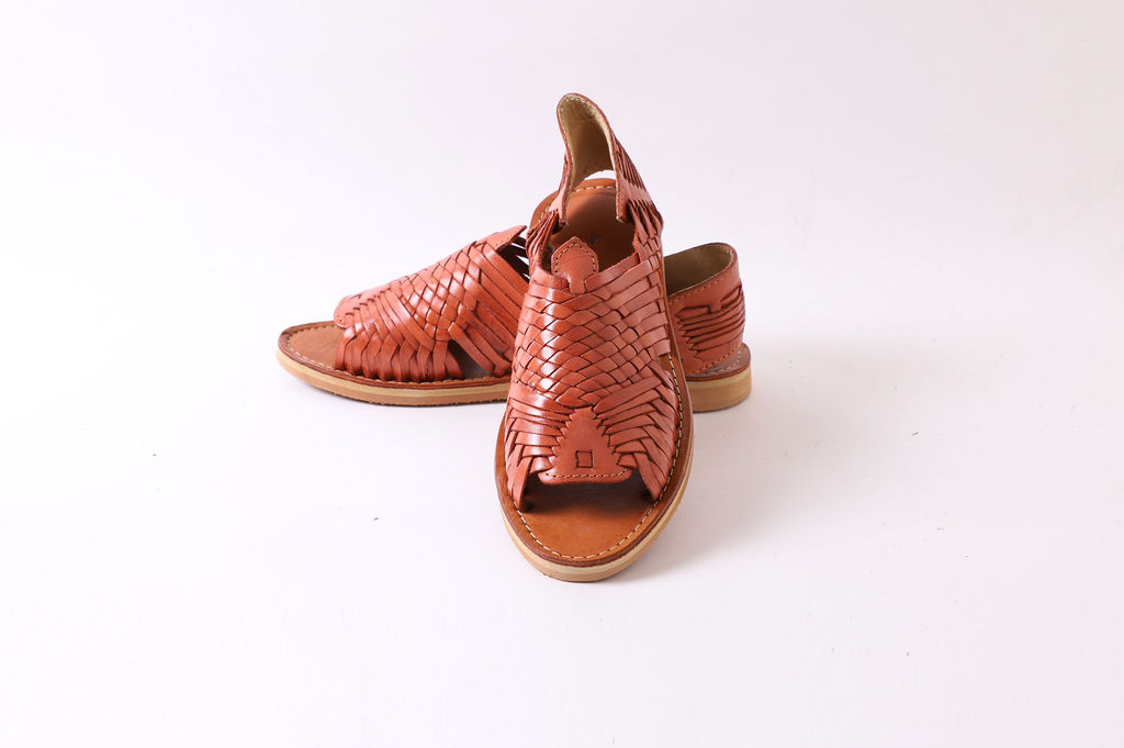 Huarache Pachuco, tejido a mano, color shedron