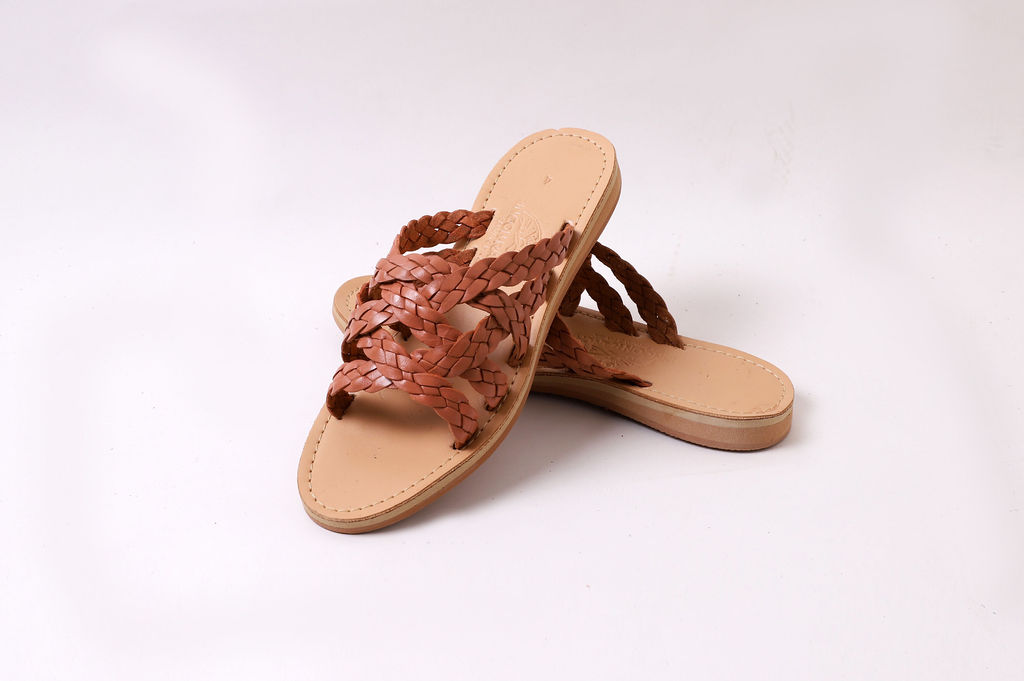 Huarache Sandalia Playero, tejido a mano, color shedron